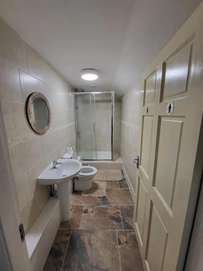 The Dublin Packet - Single Room 2 Holyhead Eksteriør bilde