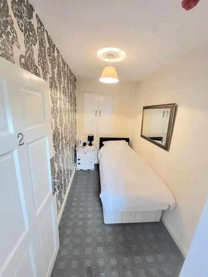 The Dublin Packet - Single Room 2 Holyhead Eksteriør bilde